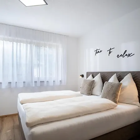 Elfi Apartment *
